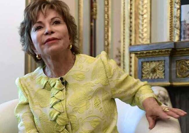 Isabel Allende se inspira na própria mãe para escrever o romance 'Violeta' - PIERRE-PHILIPPE MARCOU / AFP