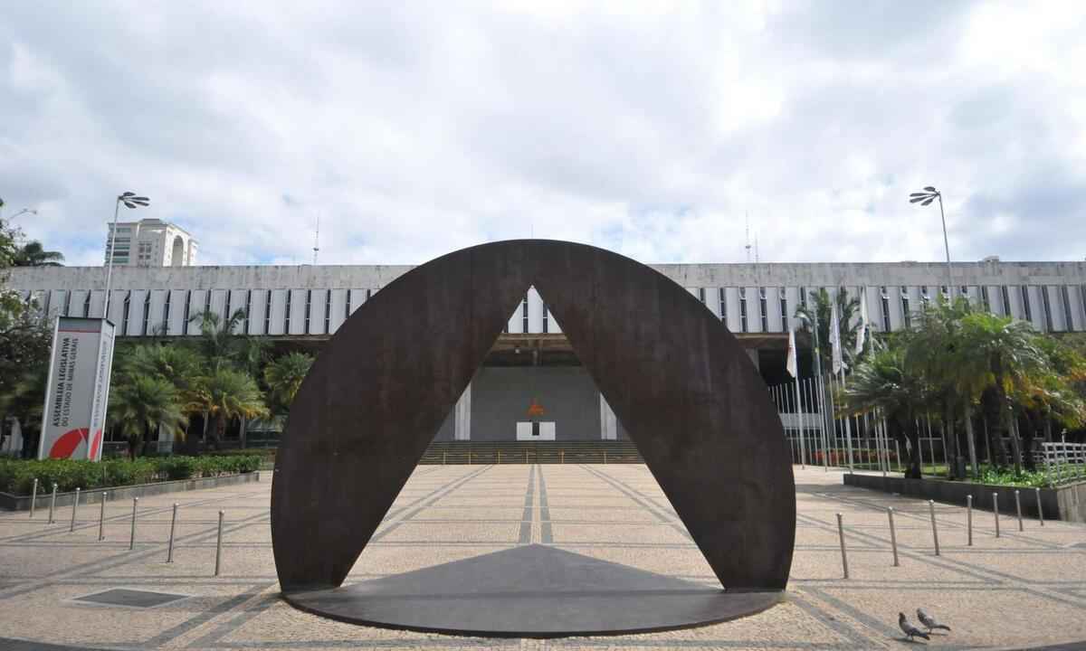 Deputados estaduais voltam à Assembleia com pauta travada - Gladyston Rodrigues/EM/D.A Press