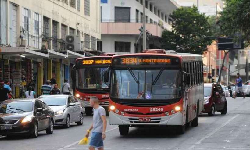Grande BH: ônibus metropolitanos retomam horários pré-pandemia - Tulio Santos/EM/DA Press- Belo Horizonte/MG Brasil