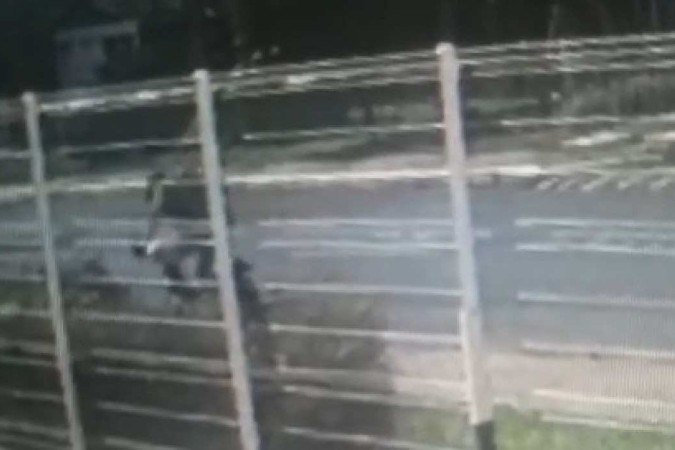 Brasília: vídeo mostra momento em que mulher é assassinada a facadas  -  Divulgação/PCDF