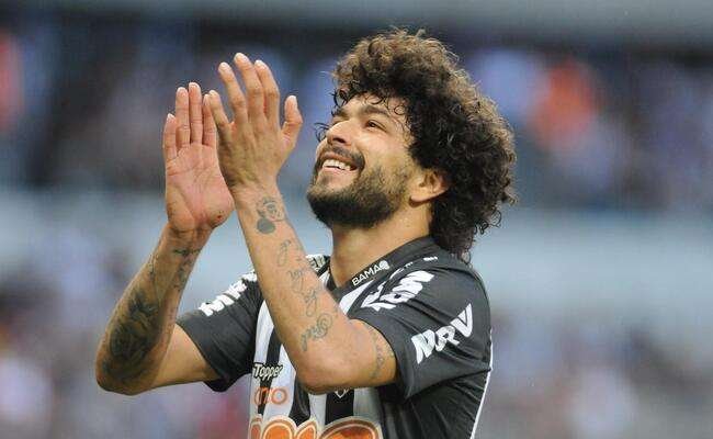 Ex-Atlético, Luan está perto de voltar ao futebol brasileiro - Alexandre Guzanshe/EM/D.A Press
