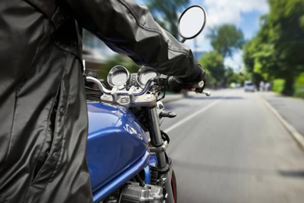 Jovem escapa de golpe do motoboy e entrega à polícia telefone do criminoso - Divulgação