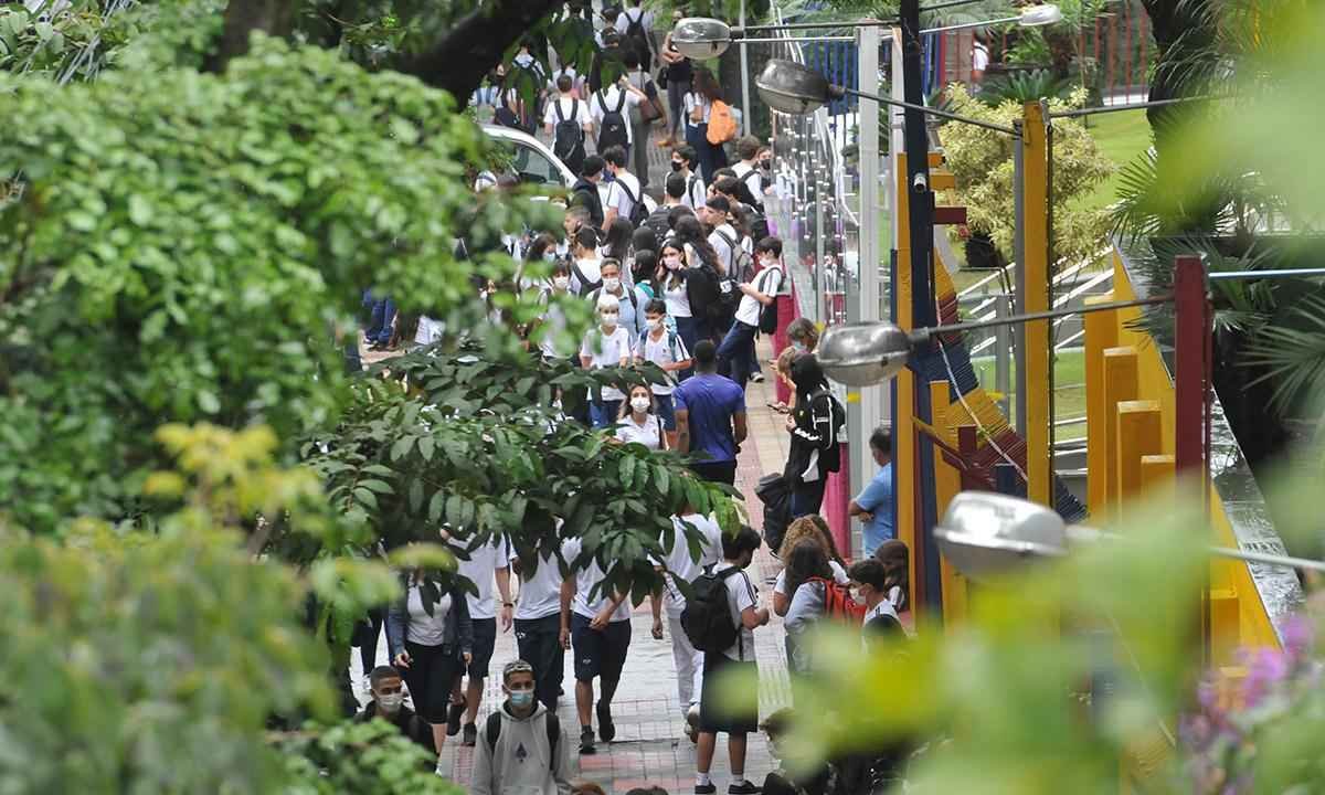 Turmas de 5 a 11 anos começam a voltar às aulas hoje em BH - Gladyston Rodrigues/EM/D.A Press