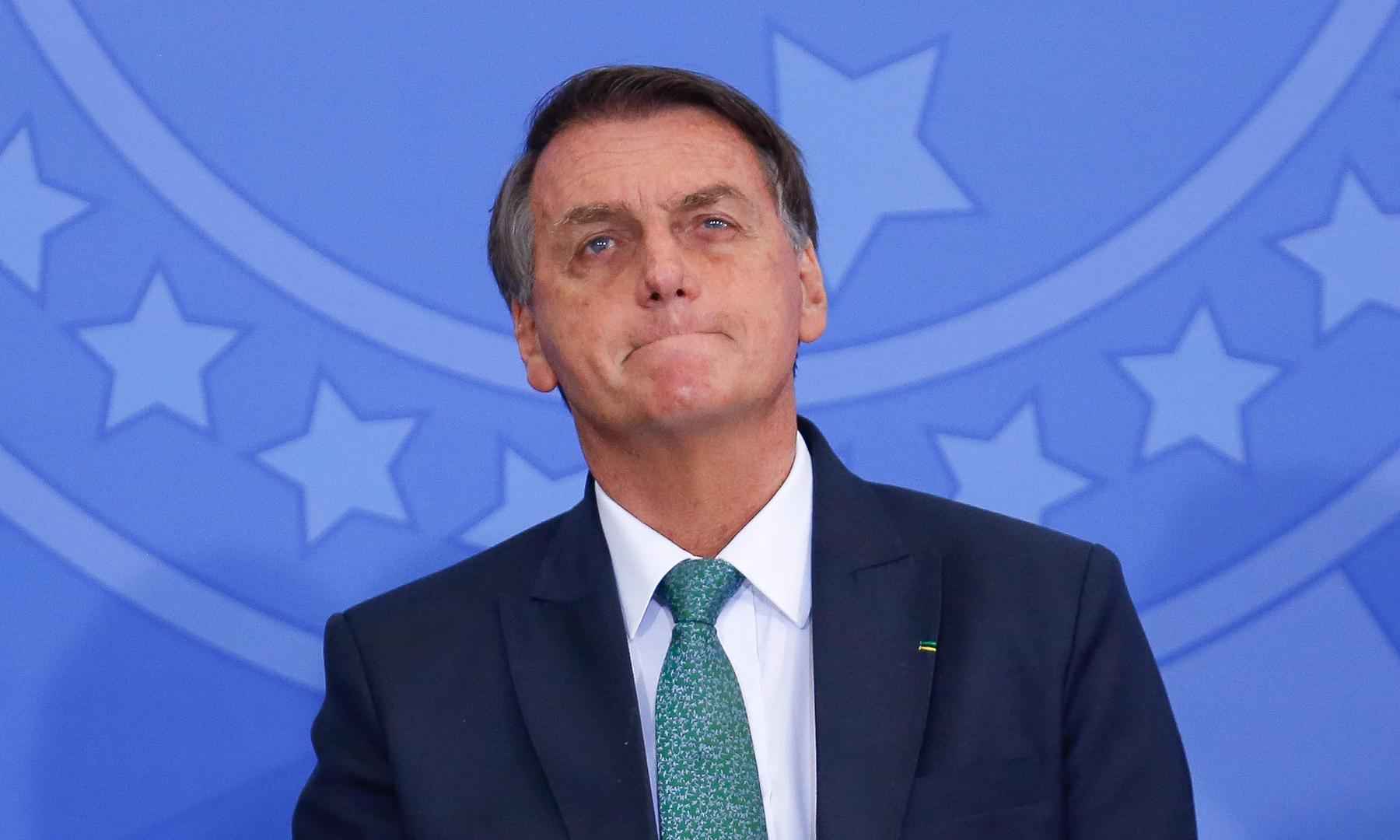 Bolsonaro pede: 'tenhamos mais juízo, precisamos continuar trabalhando' - Sergio Lima / AFP