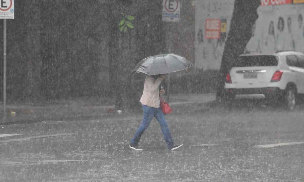 Prepare o guarda-chuvas: Minas está sujeita a temporais nos próximos dias - Gladyston Rodrigues/EM/D.A Press - 3/2/22