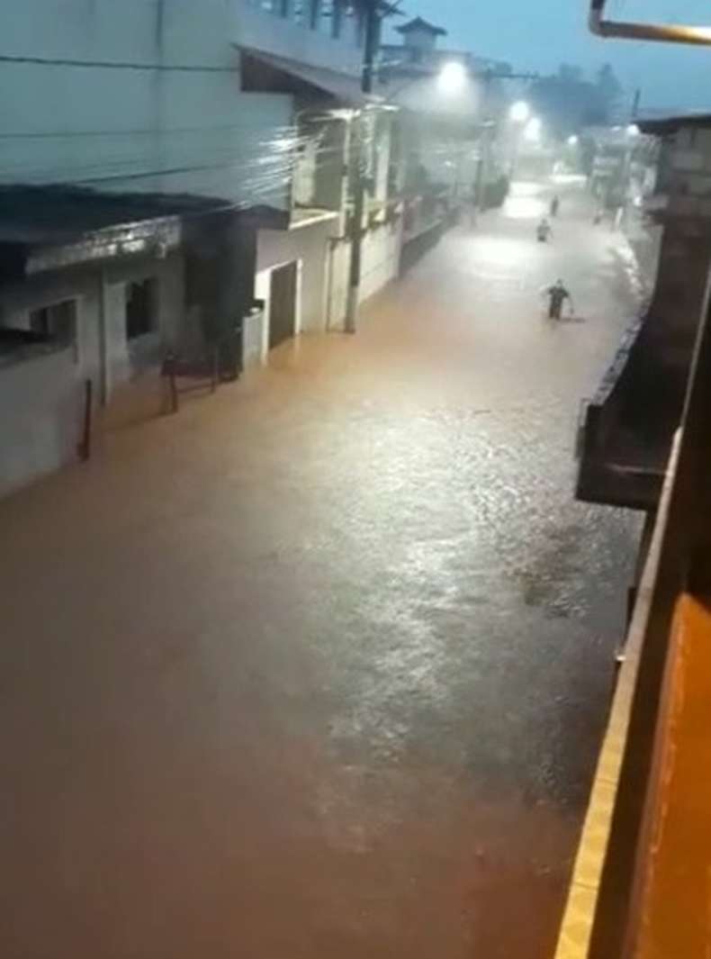 Vítimas de enchentes em Rio Acima poderão sacar FGTS a partir desta quarta - Divulgação/ CBMMG