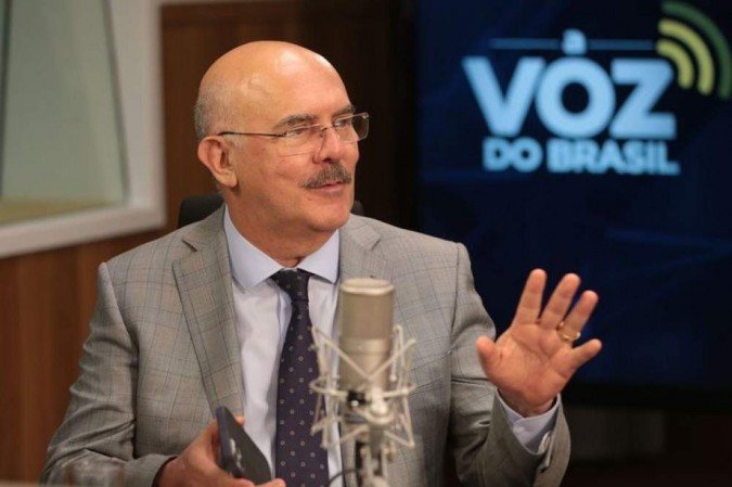 MEC: 11 consultores jurídicos entregam cargos após manifestação de ministro - Valter Campanato/Agência Brasil