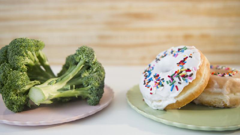 Como a ciência explica por que é tão difícil resistir a comidas doces e gordurosas - Getty Images
