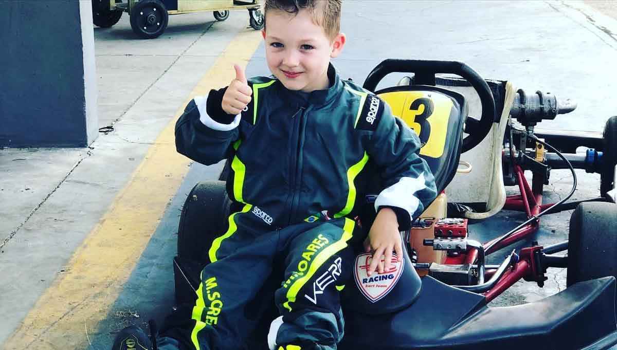 Garotinho de 3 anos surpreende ao pilotar kart no RBC Racing, em Vespasiano - Arquivo pessoal