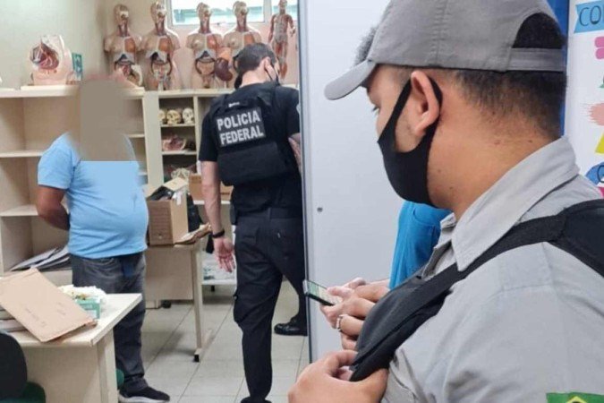 Professor de Anatomia é afastado por suspeita de tráfico de mão e placentas - Divulgação