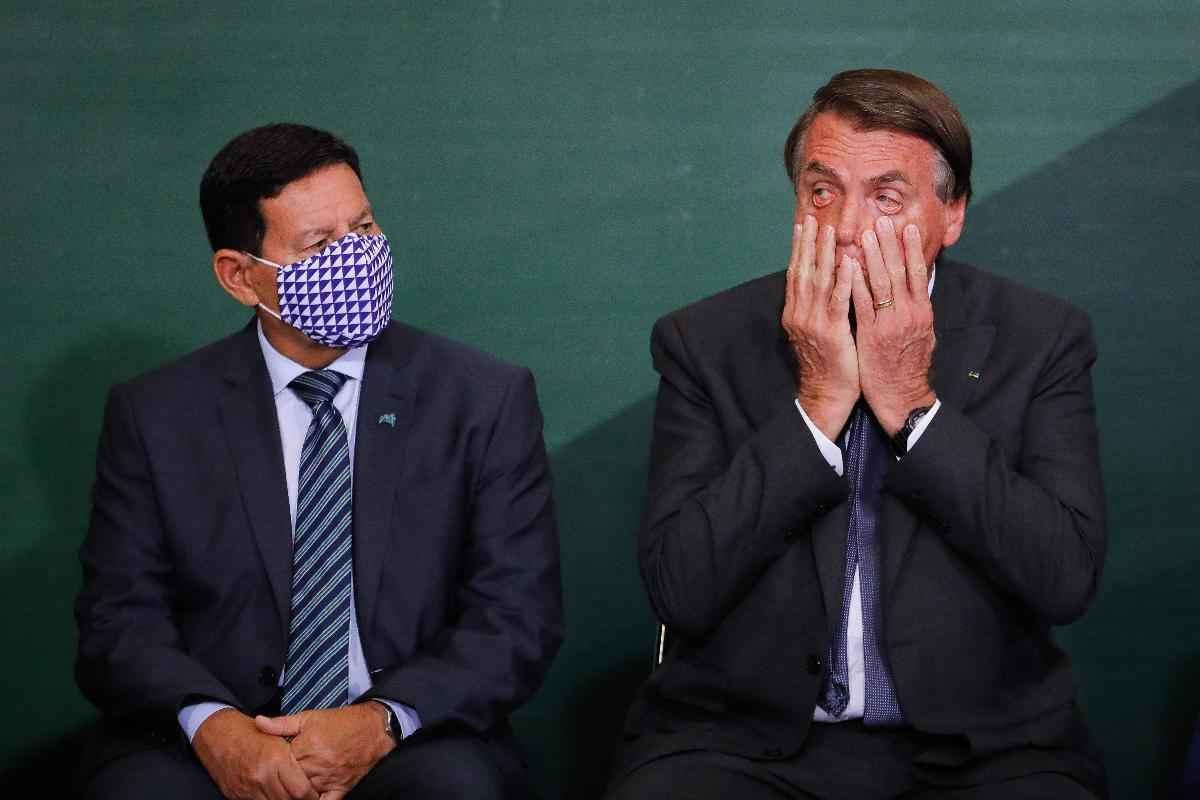 Mourão condena ataques russos; Bolsonaro ainda não se pronunciou - Sergio Lima / AFP