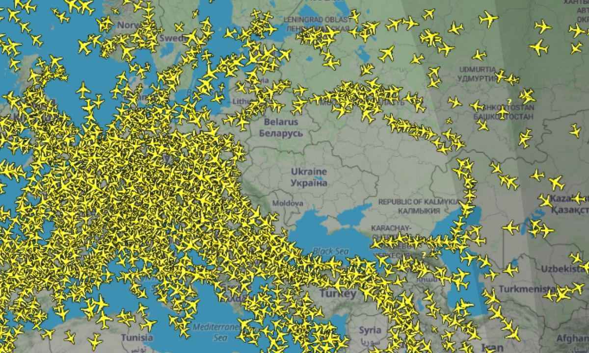Em meio à tensão, espaço aéreo da Ucrânia é fechado para voos civis - FlyRadar/Reprodução 