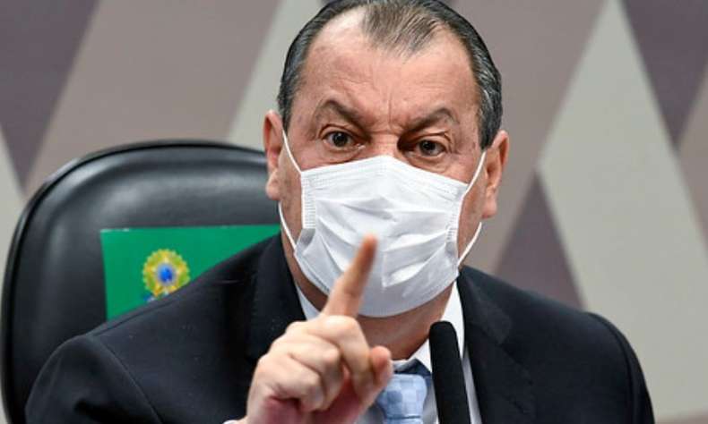 Aziz: 'Bolsonaro e Guedes decretaram a morte da zona franca de Manaus' - Jefferson Rudy/Senado