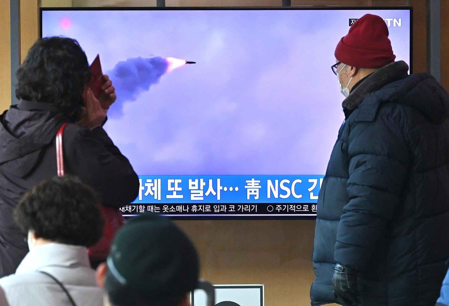 Coreia do Norte dispara 'projétil não identificado' - Jung Yeon-je / AFP