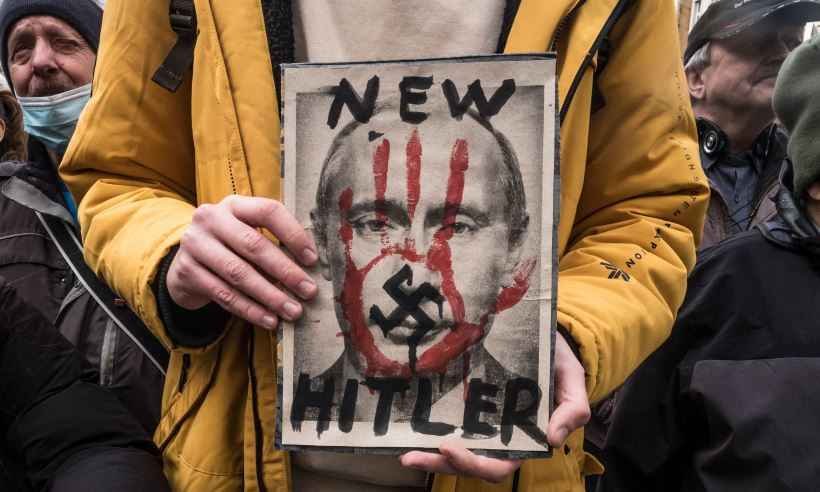 Países reagem a Putin, que colocou forças de dissuasão nuclear em alerta - Michal Cizek/AFP