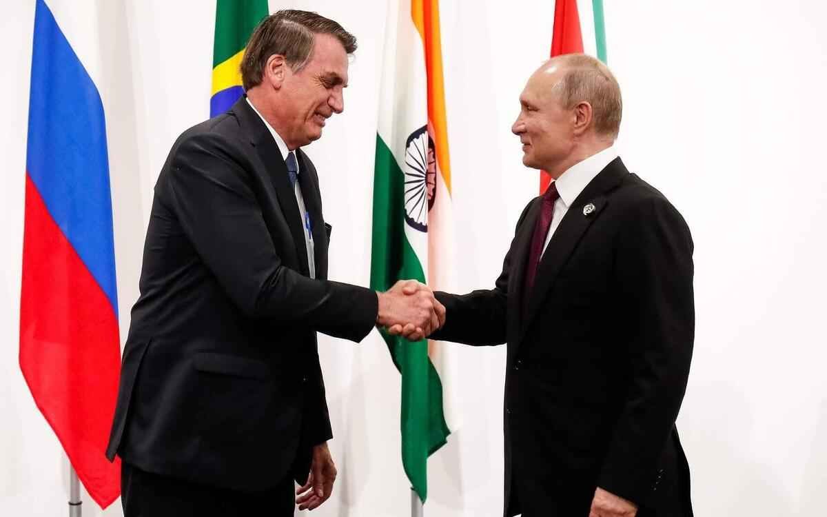 Itamaraty nega que Bolsonaro e Putin tenham conversado por telefone  - Alan dos Santos/PR