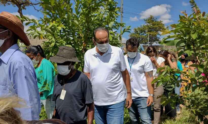 Movimento Gentileza: Kalil e primeira-dama entregam 5ª horta comunitária - Edésio Ferreira/EM/D.A Press