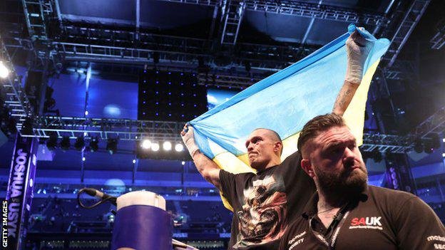Ucrânia é mais importante que título, diz campeão de boxe que se alistou para combater russos - Getty Images