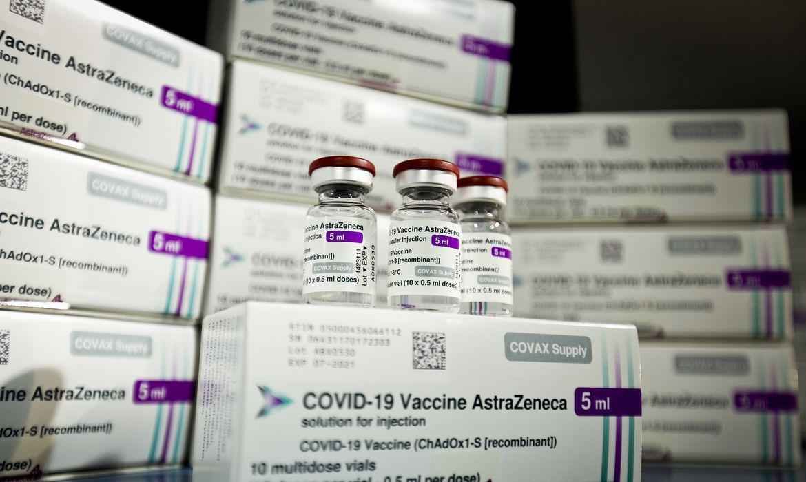 Fiocruz entrega ao Governo Federal 1,9 milhão de doses da AstraZeneca -  Breno Esaki/Agência Saúde DF
