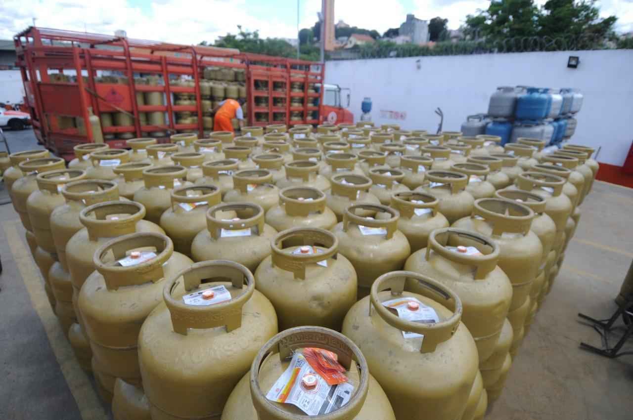 Preço do gás de cozinha pode variar em até 45% na Grande BH - Leandro Couri/EM/D.A.Press