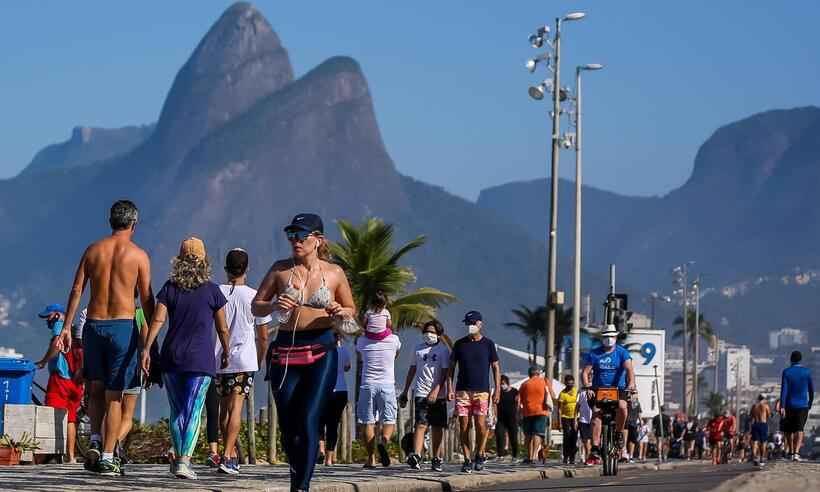 Rio de Janeiro acaba com obrigatoriedade de máscaras em locais fechados - Getty Images