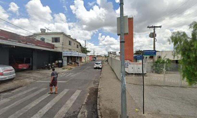 Polícia busca pistas de assassinos de dois moradores de rua em Betim - Google Street View