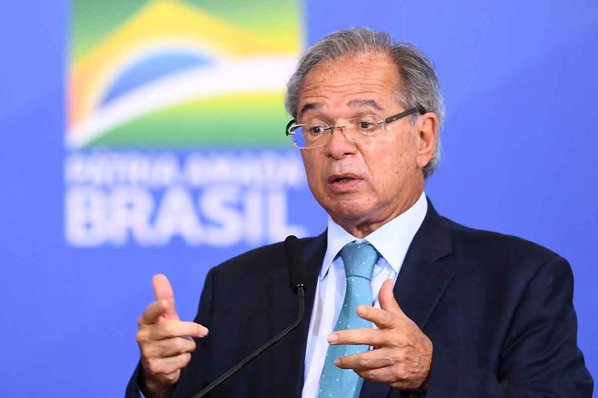 Petrobras segura reajuste de combustíveis após disparada do petróleo - EVARISTO SÁ/AFP