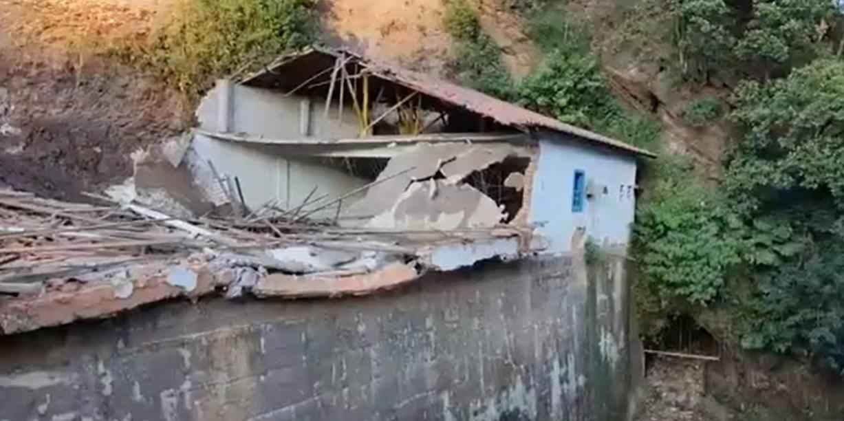 Ouro Preto: terceiro imóvel atingido por deslizamento desaba durante obras - Divulgação/arquivo pessoal
