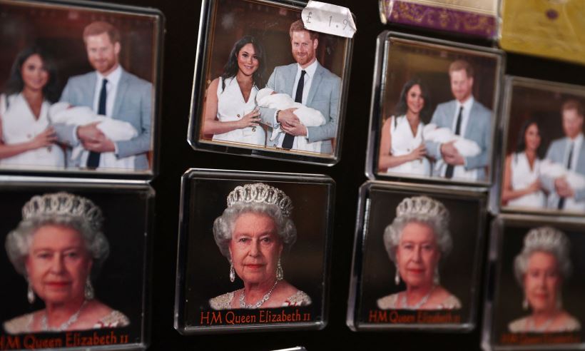 Imprensa critica príncipe Harry por 'grosseria' com rainha Elizabeth II - ADRIAN DENNIS / AFP