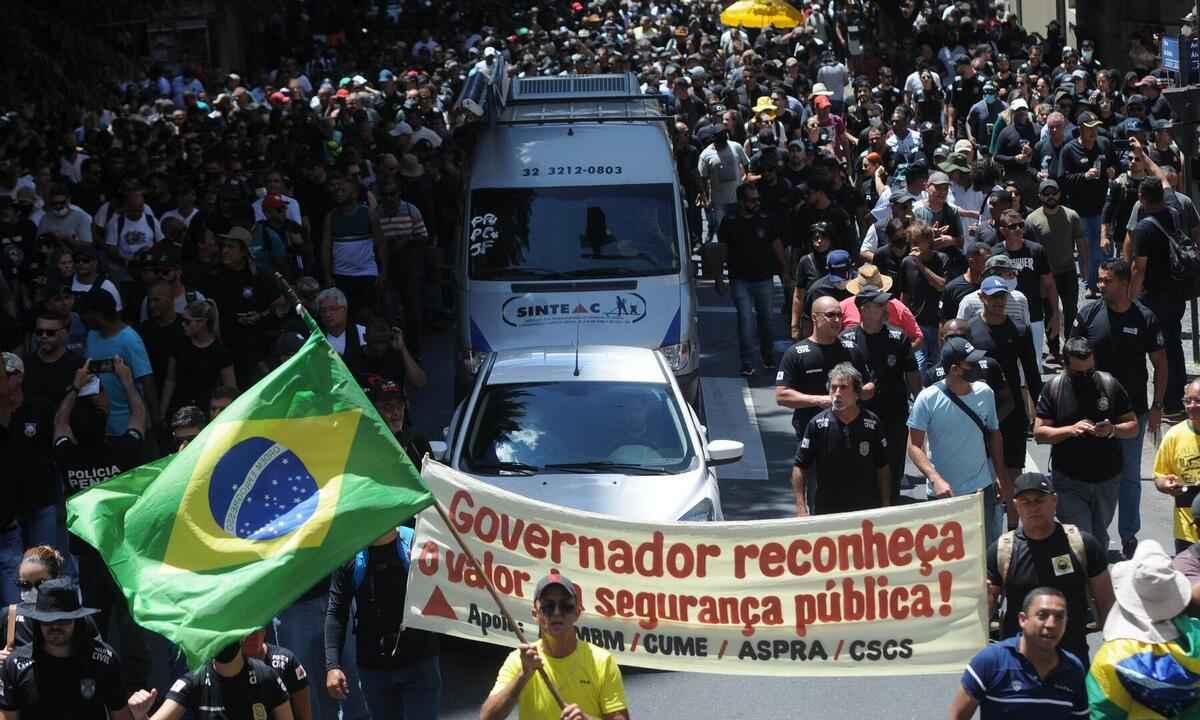 Reajuste salarial de servidores de Minas Gerais vive impasse; entenda - Leandro Couri/EM/DA Press