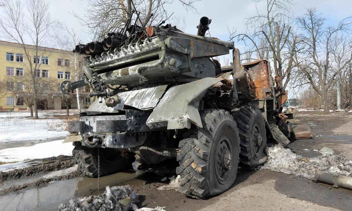 Rússia e Ucrânia elaboram plano de neutralidade para acabar com guerra - Sergey Bobok/AFP