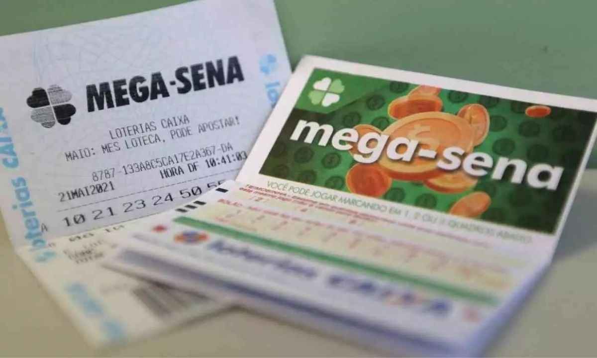 26 mineiros batem na trave e acertam a quina da Mega-Sena - Tânia Rêgo/Agência Brasil