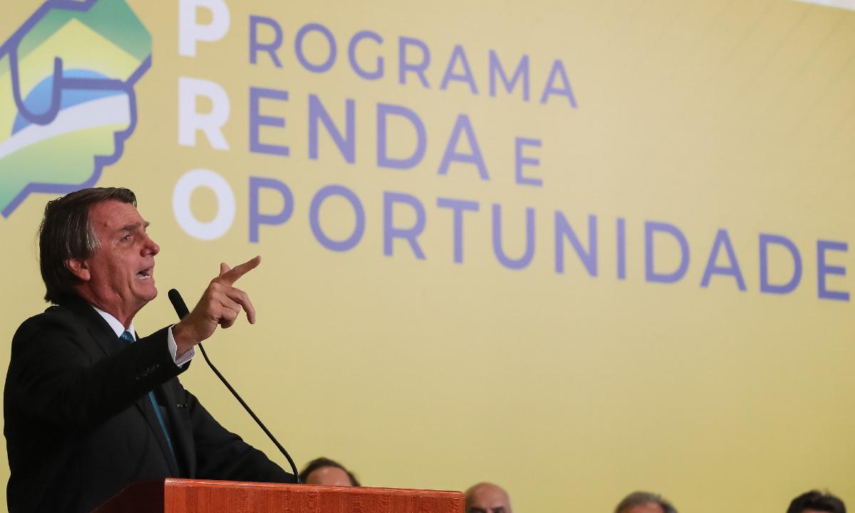 Bolsonaro diz que BH não tem metrô por culpa do 'criminoso barbudo'  - Isac Nóbrega/PR