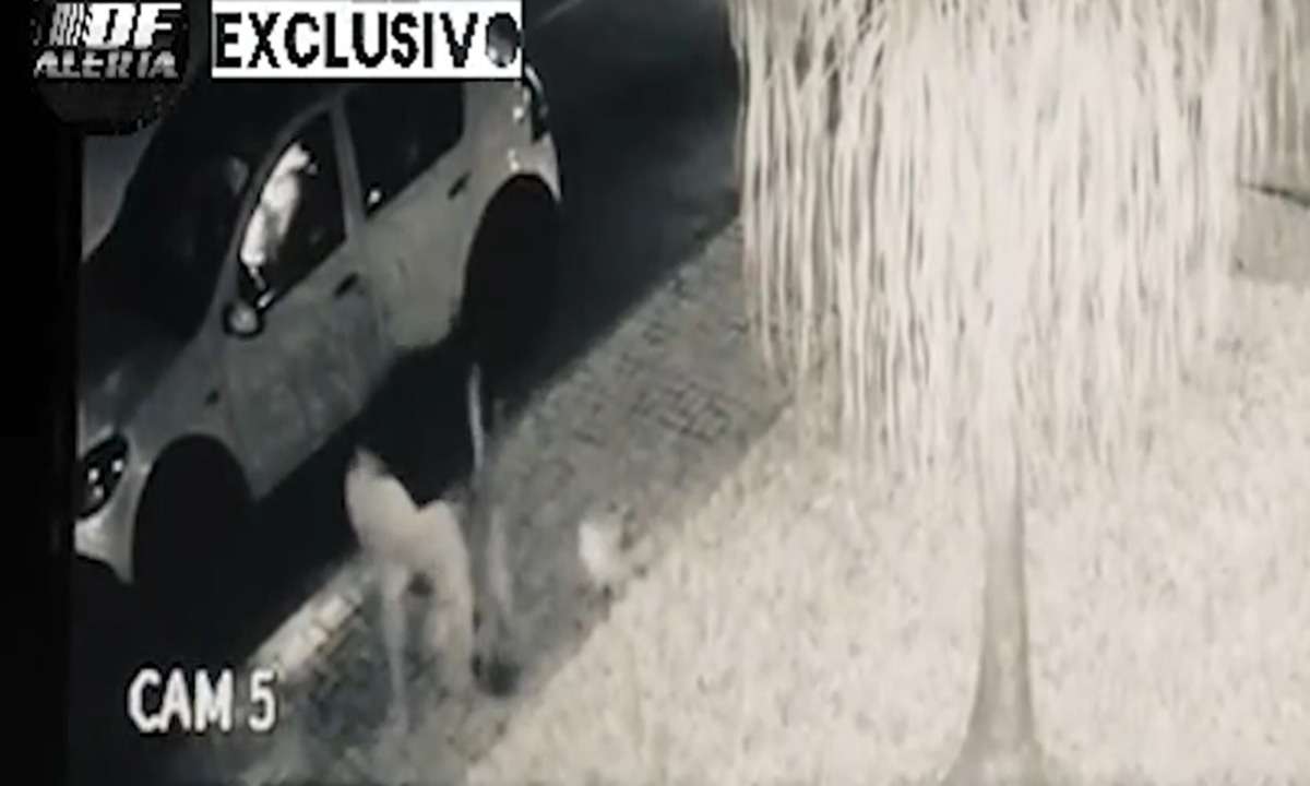 Veja o momento em que personal espanca morador de rua no Distrito Federal - Imagens adquiridas pela TV Brasilia/Rede TV