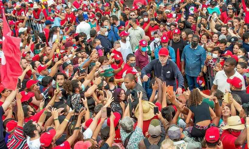 Lula agradece MST pela vigília durante prisão: 'Lavava minha alma' - MTS/DIVULGAÇÃO