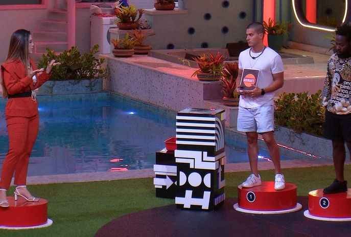 BBB22: internet acusa Arthur de cometer 'gaslighting' contra Laís -  Reprodução/Globo