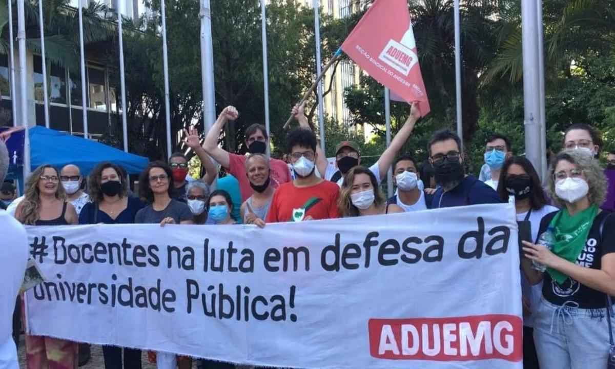Greve: professores da UEMG fazem reivindicações ao Governo de Minas - Adueng/Divulgação