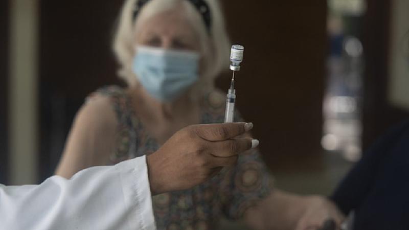 Vacina contra COVID-19: quem pode tomar 4ª dose - Getty Images