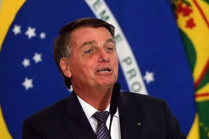 Bolsonaro diz que, sem ele, será 'foda' recuperar liberdade - Ed Alves/CB