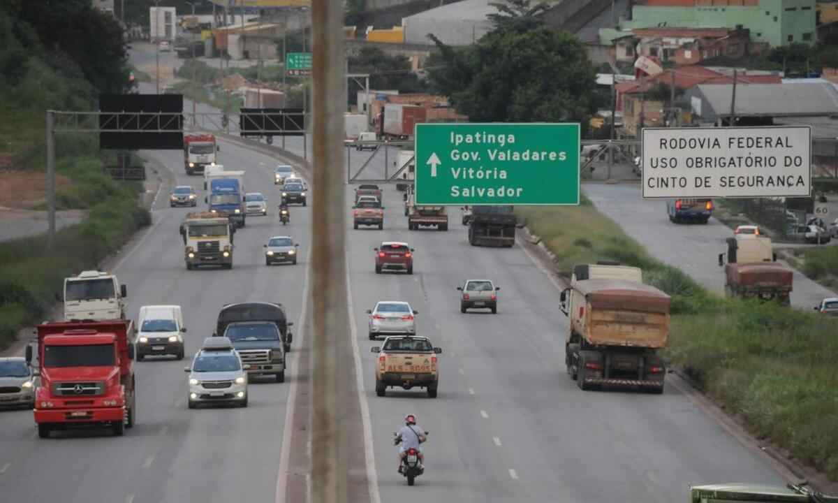 Mulher morre atropelada no Anel Rodoviário e motorista foge do local - Juarez Rodrigues/EM/D.A Press