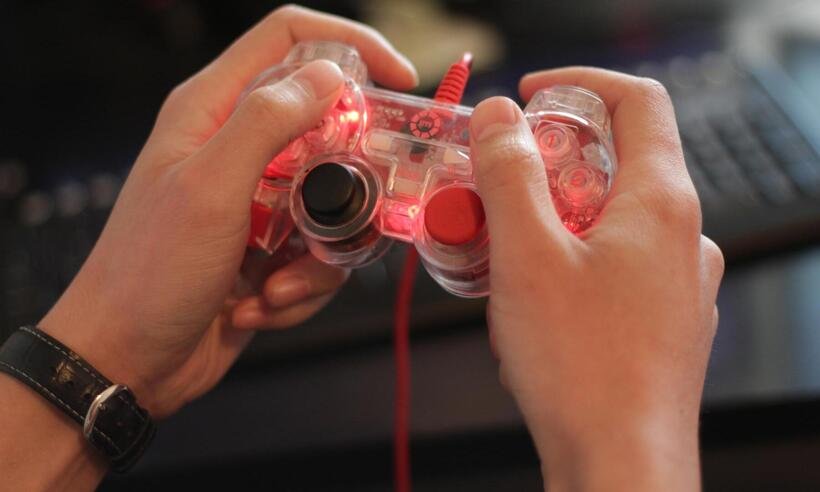 Superação de vício em games requer amparo e suporte familiar -  bohed/Pixabay