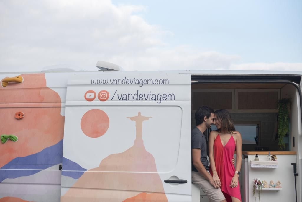 'Van de Viagem', casal realiza sonho de dar a volta ao mundo - VanDeViagem/Divulgação