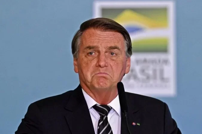 Bolsonaro recebe alta de hospital após sentir desconforto abdominal - Evaristo Sá/AFP