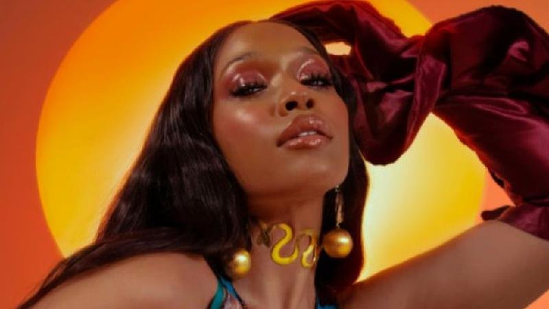 'Eu tenho sinestesia, vejo cores quando ouço música' - Nwaka 