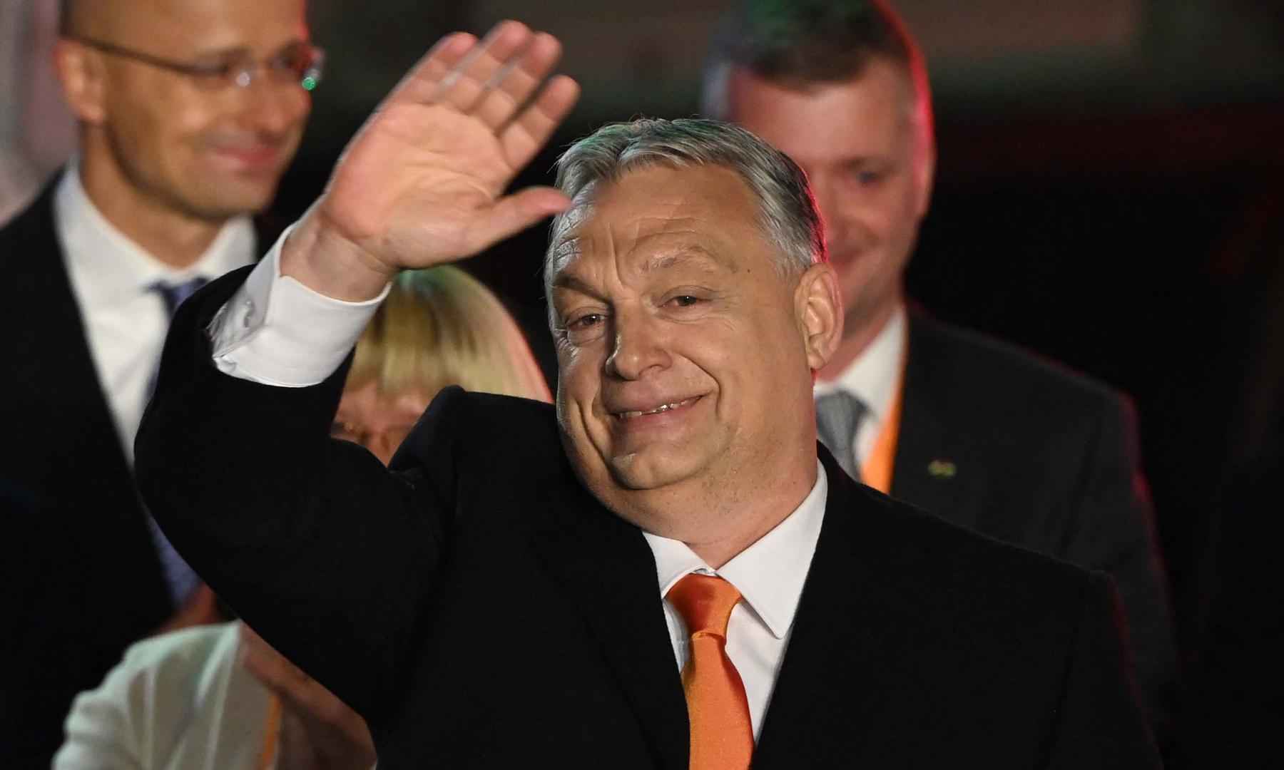 Viktor Orban garante quarto mandato após vencer eleições na Hungria - Attila KISBENEDEK / AFP

