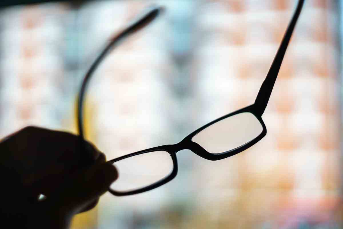 Abril Marrom, cegueira e miopia: o perigo dos eletrônicos - Ooscario/Pixabay
