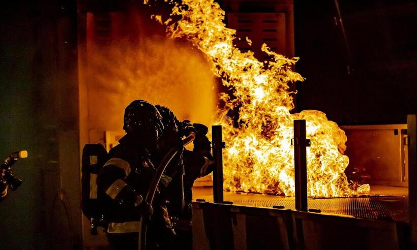 Corpo de Bombeiros-ES abre inscrições para concurso público com 120 vagas -  Matthias Fischer/Pixabay 
