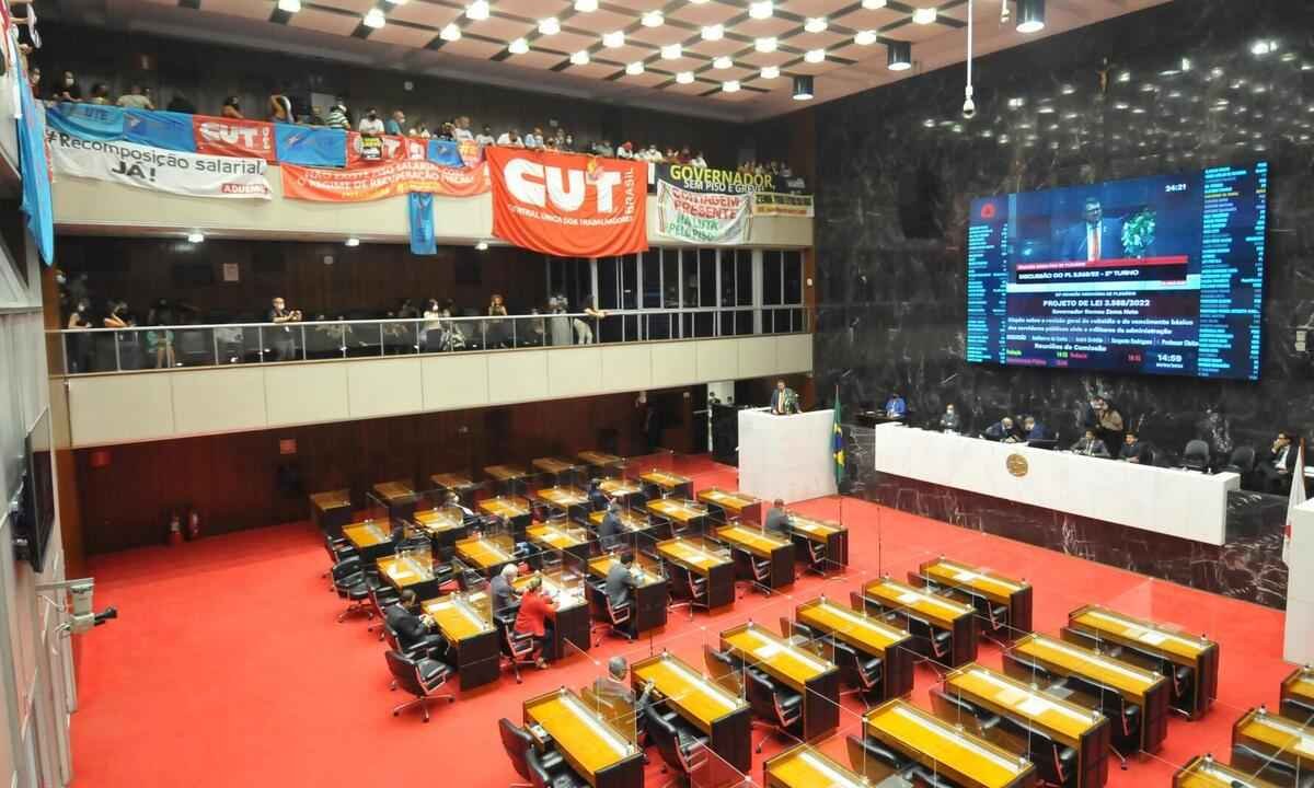 Zema tem minoria em comissão que vai analisar veto a reajuste ampliado - Alexandre Guzanshe/EM/D.A Press - 30/3/22