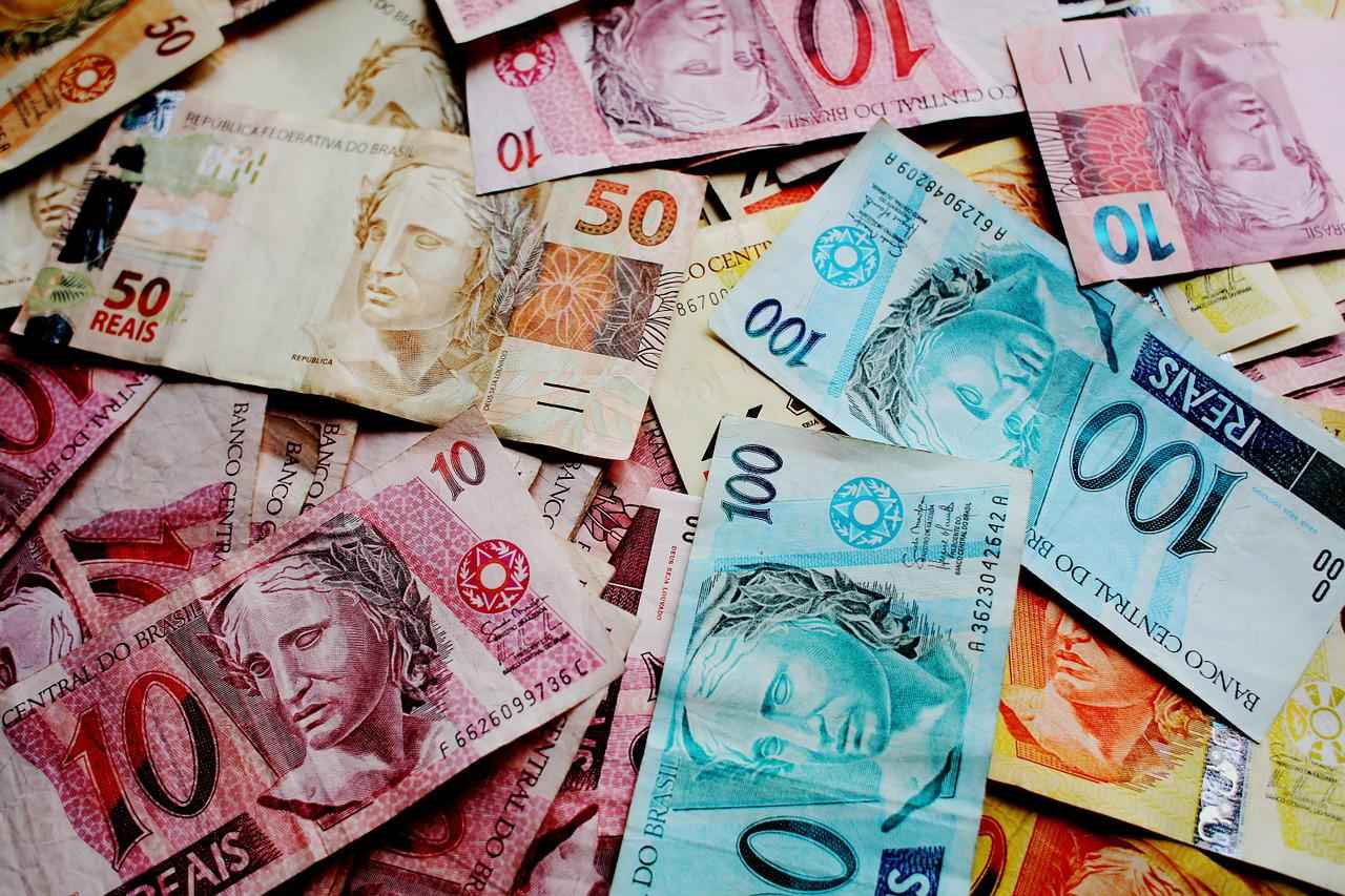 Inflação se mantém em alta, divulga IBGE