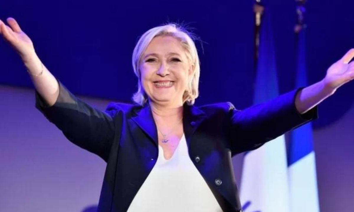 Marine Le Pen, o rosto 'simpático' da extrema-direita na França - AFP/Reprodução 